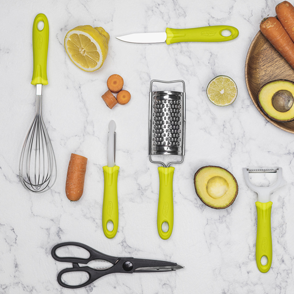 San Ignacio Helpy - Colador 27 x 12 cm de Acero Inoxidable con Varilla de Acero para Sujetarlo y Colar con Facilidad, Mango ergonómico Verde,Fácil Limpieza, Apto para lavavajillas, Libre de tóxicos - Imagen 2