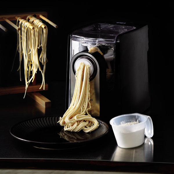 Masterpro Maquina de pasta - Pasta Maker 750gr, Máquina de pasta, 3 minutos de trabajo, apta para lavavajillas, 260W - Imagen 2